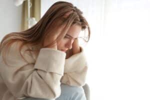 New mom wondering if she has postpartum depression vs psychosis symptoms